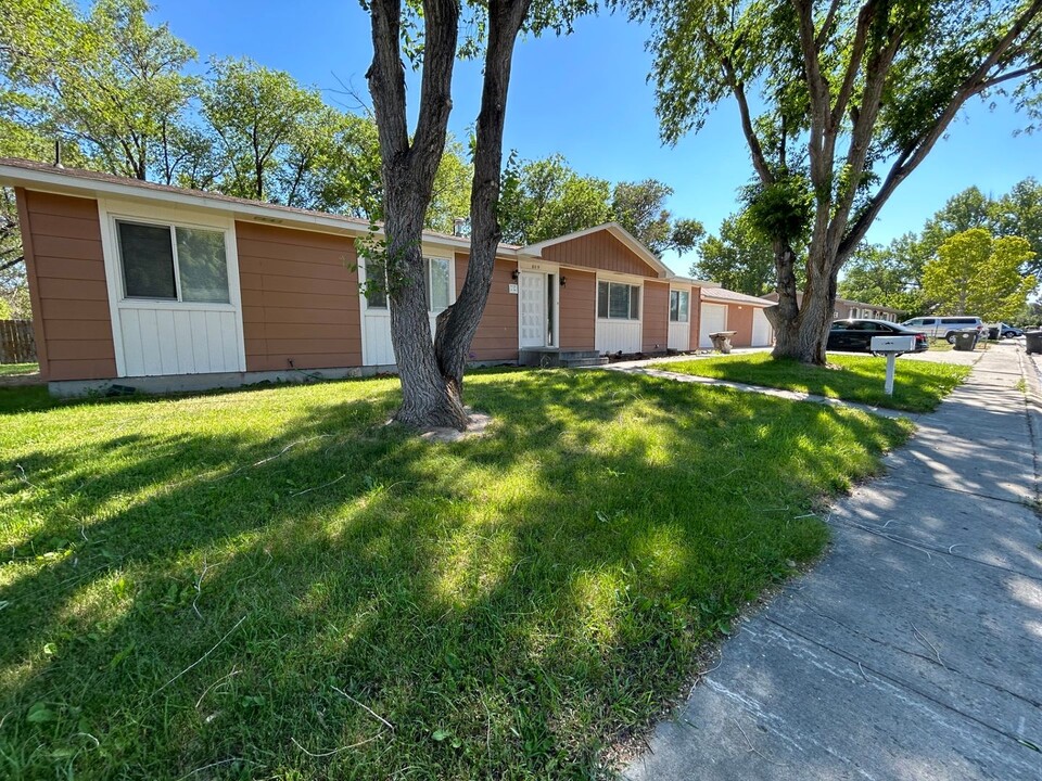 805 North Point Cir in Riverton, WY - Building Photo