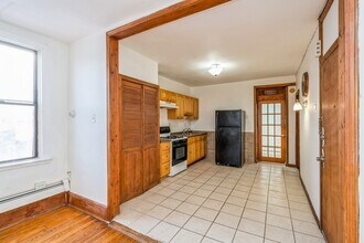 35 Harmon St in Jersey City, NJ - Foto de edificio - Building Photo