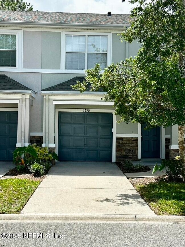 property at 5699 Parkstone Crossing Dr