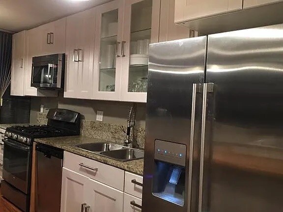 3900 W Ford Rd in Philadelphia, PA - Building Photo - Building Photo