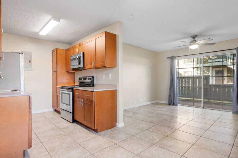 94-1394-1394 Kulewa Loop in Waipahu, HI - Building Photo