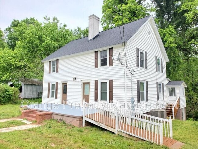 property at 533 Broadway St