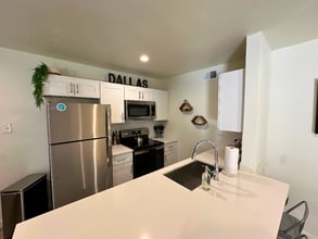 5221 Bonita Ave in Dallas, TX - Building Photo - Building Photo