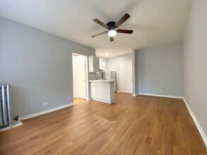 4031 N Kenmore Ave in Chicago, IL - Building Photo - Building Photo