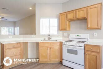 10521 West Table Lands Court in Las Vegas, NV - Foto de edificio - Building Photo