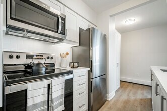 Corktown Crossing I in Hamilton, ON - Building Photo - Building Photo