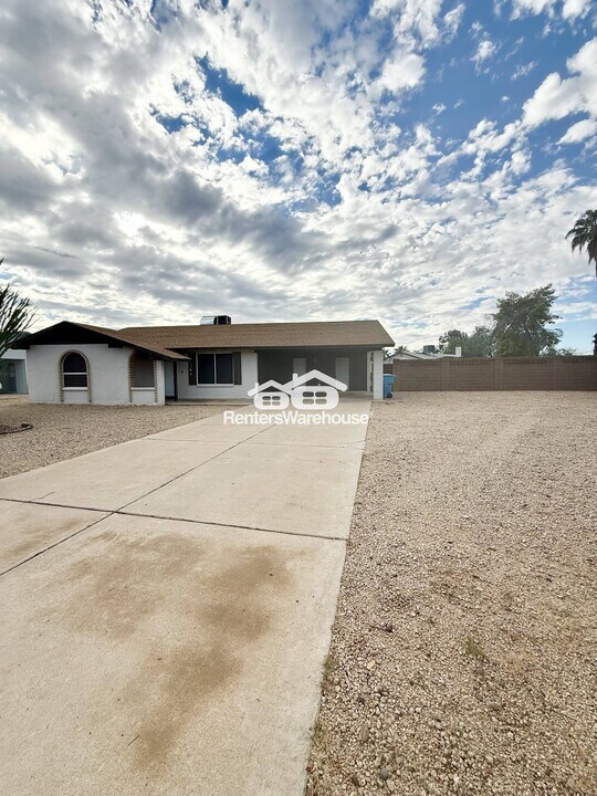 17624 N 20th Dr in Phoenix, AZ - Building Photo