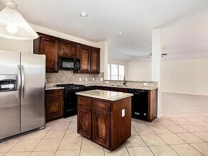 12830 Cooper Breaks Dr in Humble, TX - Building Photo - Building Photo