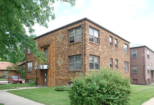 332 SW Topeka Blvd Apartments