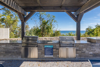 The Overlook at Pensacola Bay in Pensacola, FL - Building Photo - Building Photo