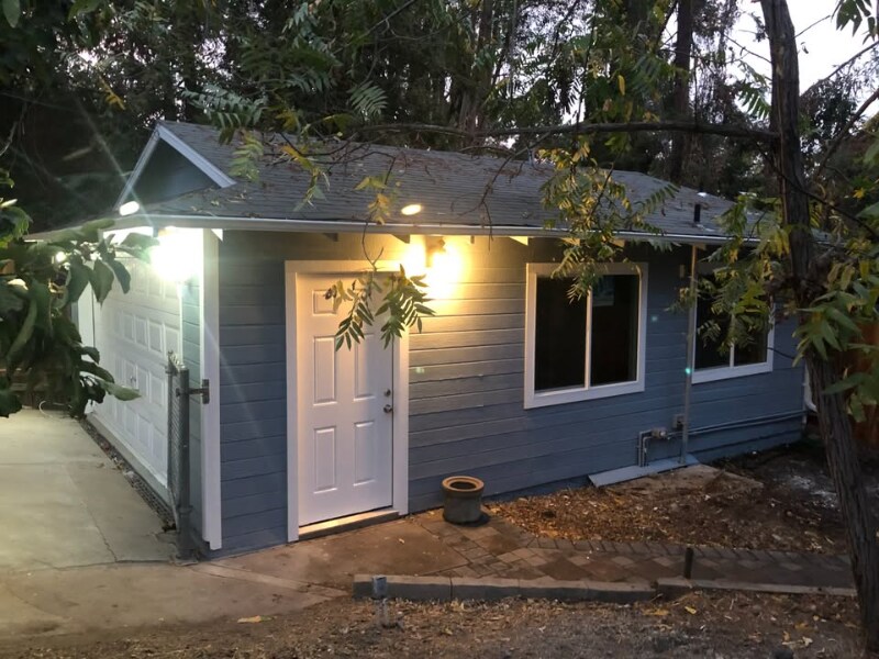 2320 Saxon St in Martinez, CA - Building Photo