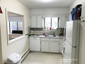 30 Fuller St-Unit -204 in Brookline, MA - Building Photo - Building Photo