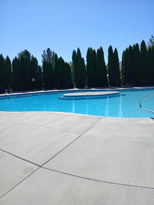 6850 Sharlands Ave, Unit 6850 Sharlands in Reno, NV - Building Photo