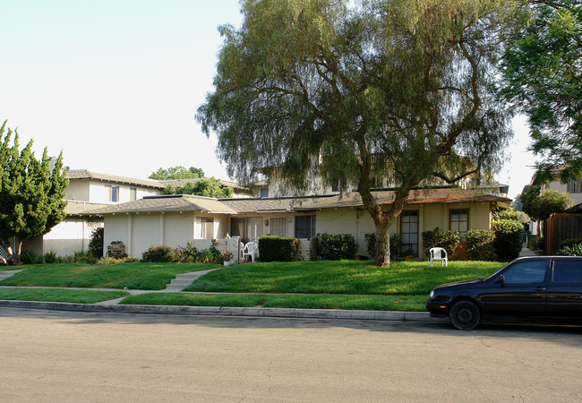 403 W Rosewood Ave in Orange, CA - Building Photo - Building Photo