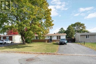 1493 Mariette St in Ottawa, ON - Building Photo - Building Photo