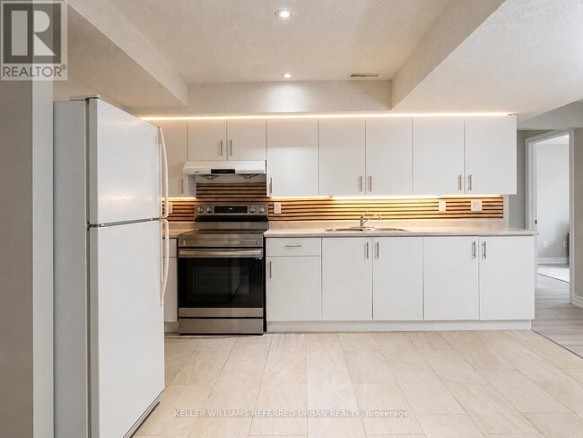 property at 58 Casa Grande St