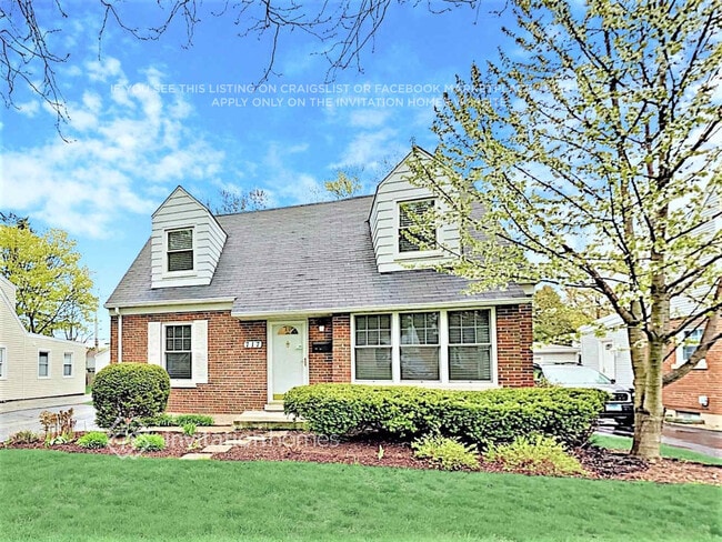 property at 717 S Highland Ave