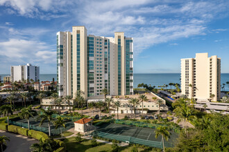 Le Ciel Park Tower in Naples, FL - Building Photo - Building Photo