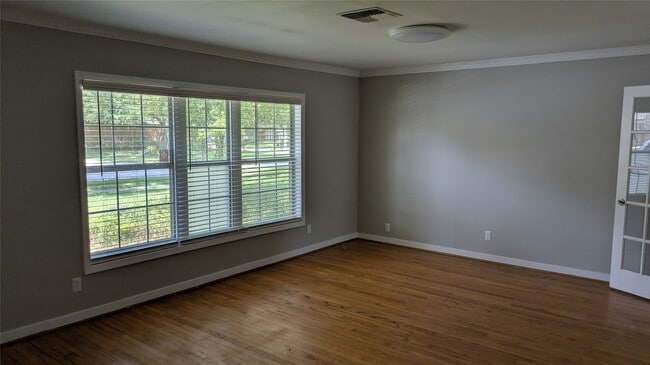 property at 5303 Evergreen St