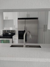 308 SW 76th Terrace in North Lauderdale, FL - Building Photo - Building Photo