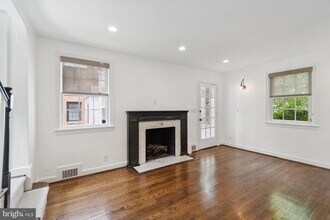 4420 Chesapeake St NW in Washington, DC - Building Photo - Building Photo