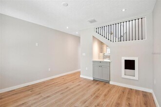 2403 E 19th Ave in Tampa, FL - Building Photo - Building Photo