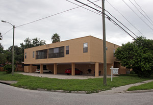 198 Fernwood Ave in Clearwater, FL - Building Photo