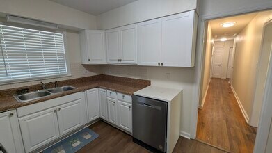 800 N Briarcliff Rd in Warner Robins, GA - Building Photo - Building Photo