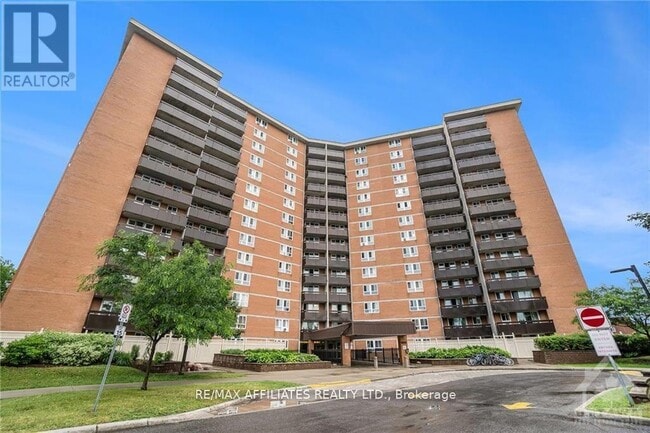 property at 2000-2000 Jasmine Crescent