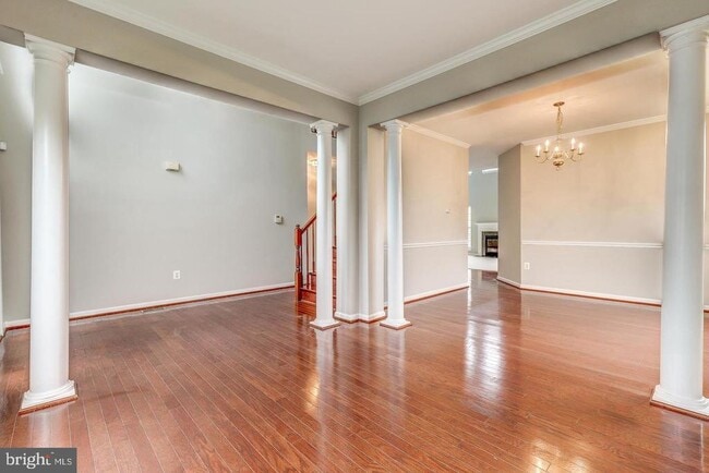 property at 14204 Murphy Terrace