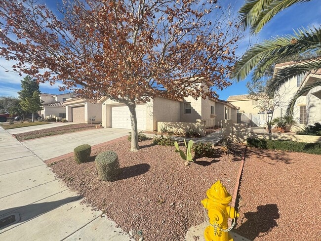 7656 Certitude Ave in Las Vegas, NV - Building Photo - Building Photo