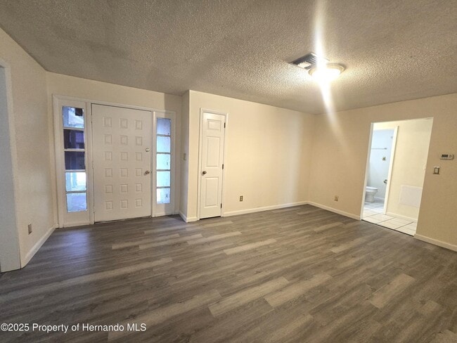 21364 Lincoln Ln in Brooksville, FL - Building Photo - Building Photo