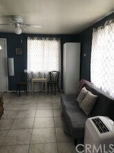 1079 Center St in Riverside, CA - Building Photo - Building Photo