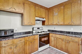 1467 Ohio St in Vallejo, CA - Building Photo - Building Photo