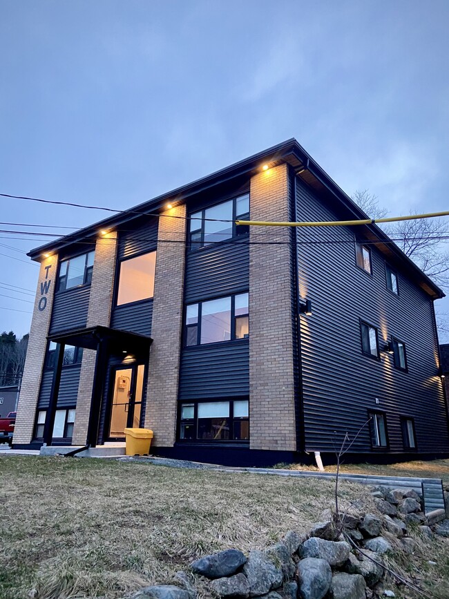 property at 4 McIntosh St