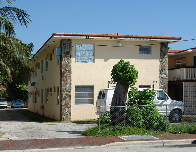 1355 SW 6th St in Miami, FL - Building Photo - Building Photo