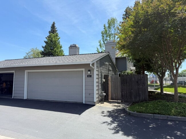 property at 161 Cambridge Dr