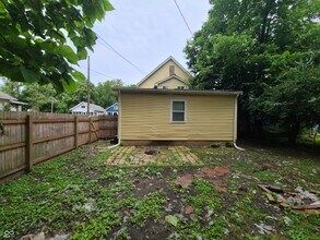 417 W 39th St in Indianapolis, IN - Building Photo - Building Photo