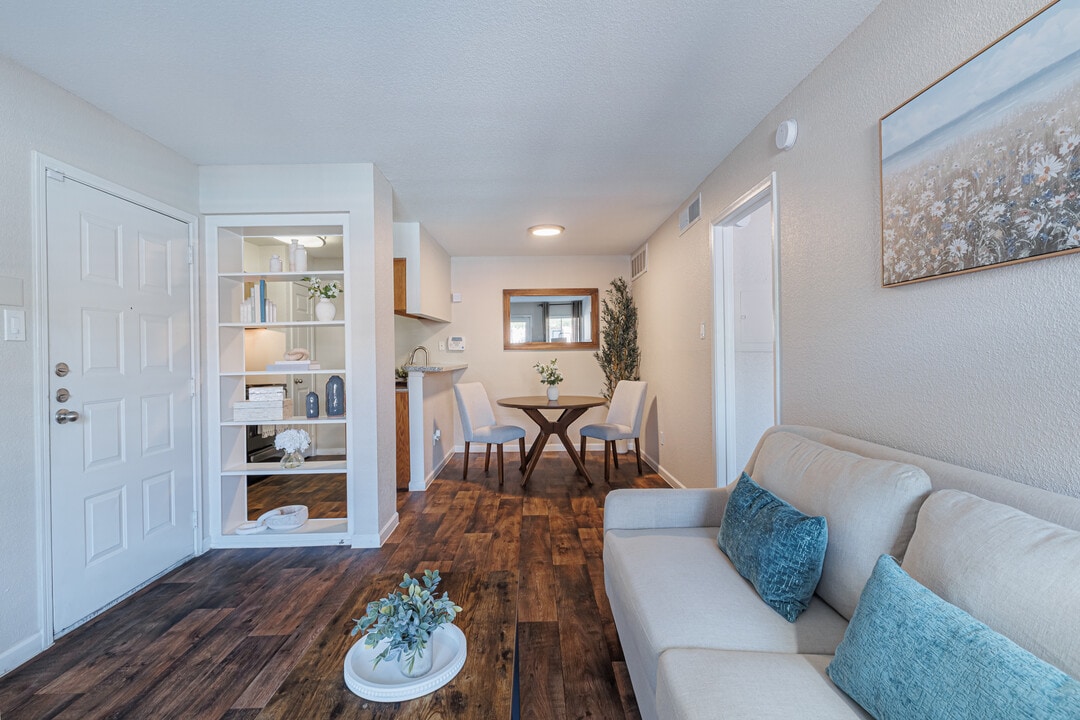 Sandshell at Fossil Creek in Fort Worth, TX - Foto de edificio