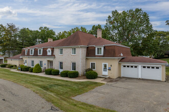 Woodlawn Village in Canton, OH - Building Photo - Building Photo