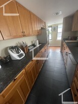 197 Sidney St, Unit 1 Apartamentos