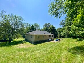 250 Boston Post Rd in Sudbury, MA - Building Photo - Building Photo