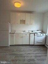 424 S Matlack St in West Chester, PA - Building Photo