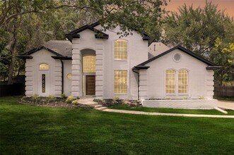 2612 Pin Oak Ln in Arlington, TX - Building Photo - Building Photo