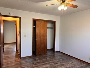 3329-3331 Hawthorn Dr in Joplin, MO - Building Photo - Building Photo