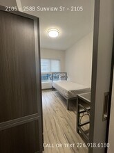 258B-258B Sunview St in Waterloo, ON - Foto de edificio - Building Photo