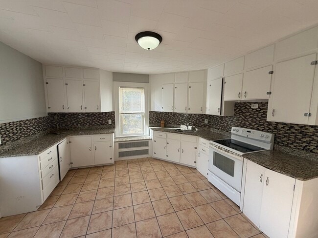 property at 148 George St