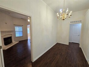 124 Bridlewood St in Azle, TX - Building Photo - Building Photo