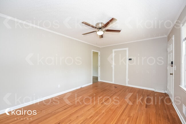 313 Shoreditch Dr in Columbia, SC - Building Photo - Building Photo