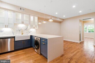 1609 17th St SE in Washington, DC - Building Photo - Building Photo